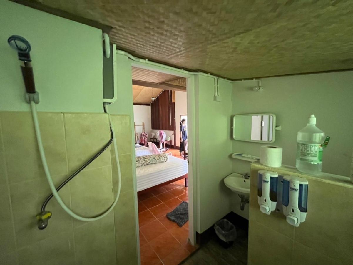 Brown House Chiangdao Hostel เชียงดาว ภายนอก รูปภาพ