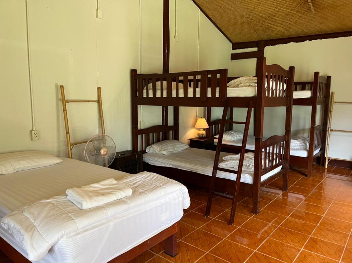 Brown House Chiangdao Hostel เชียงดาว ภายนอก รูปภาพ